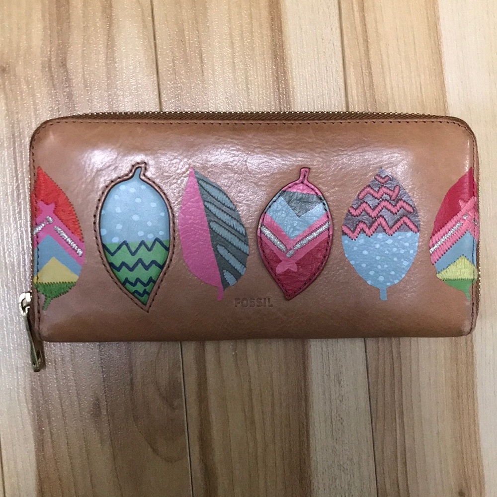 Fossil Boho Leaf Leather Wallet